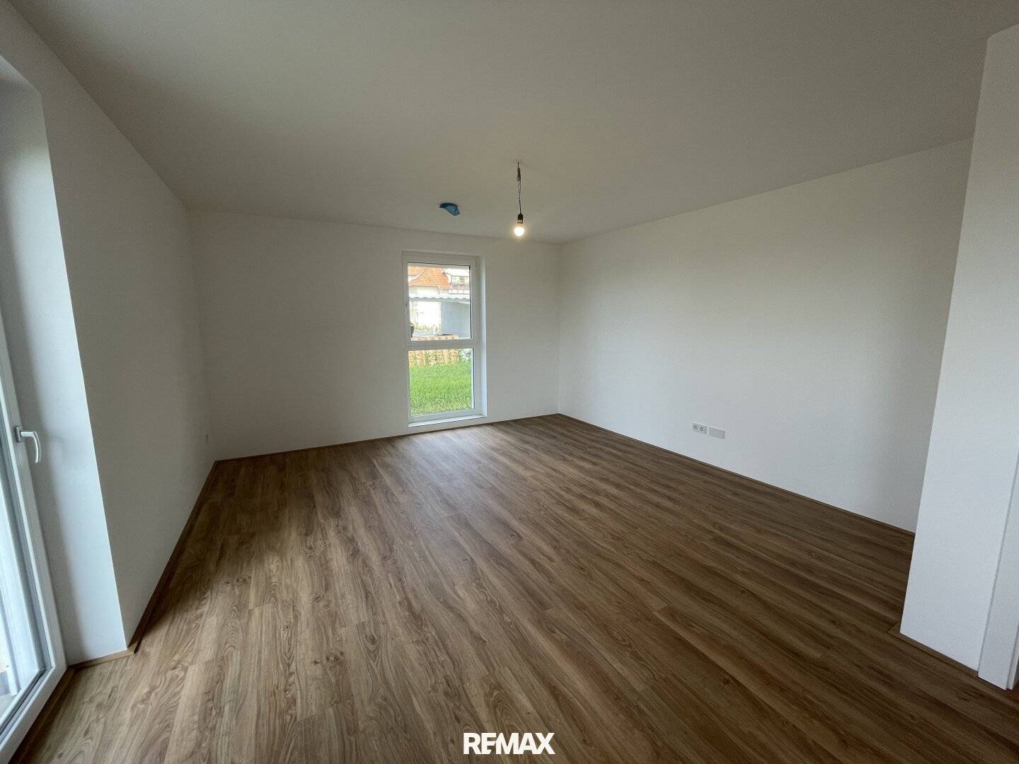 Erstbezug Wohnung im Erdgeschoss mit Garten