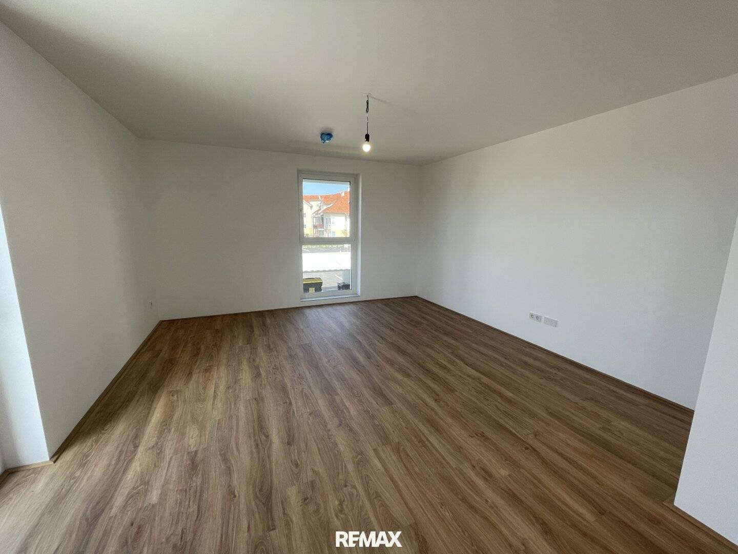 Erstbezug Wohnung Neubau Balkon Provisionsfrei