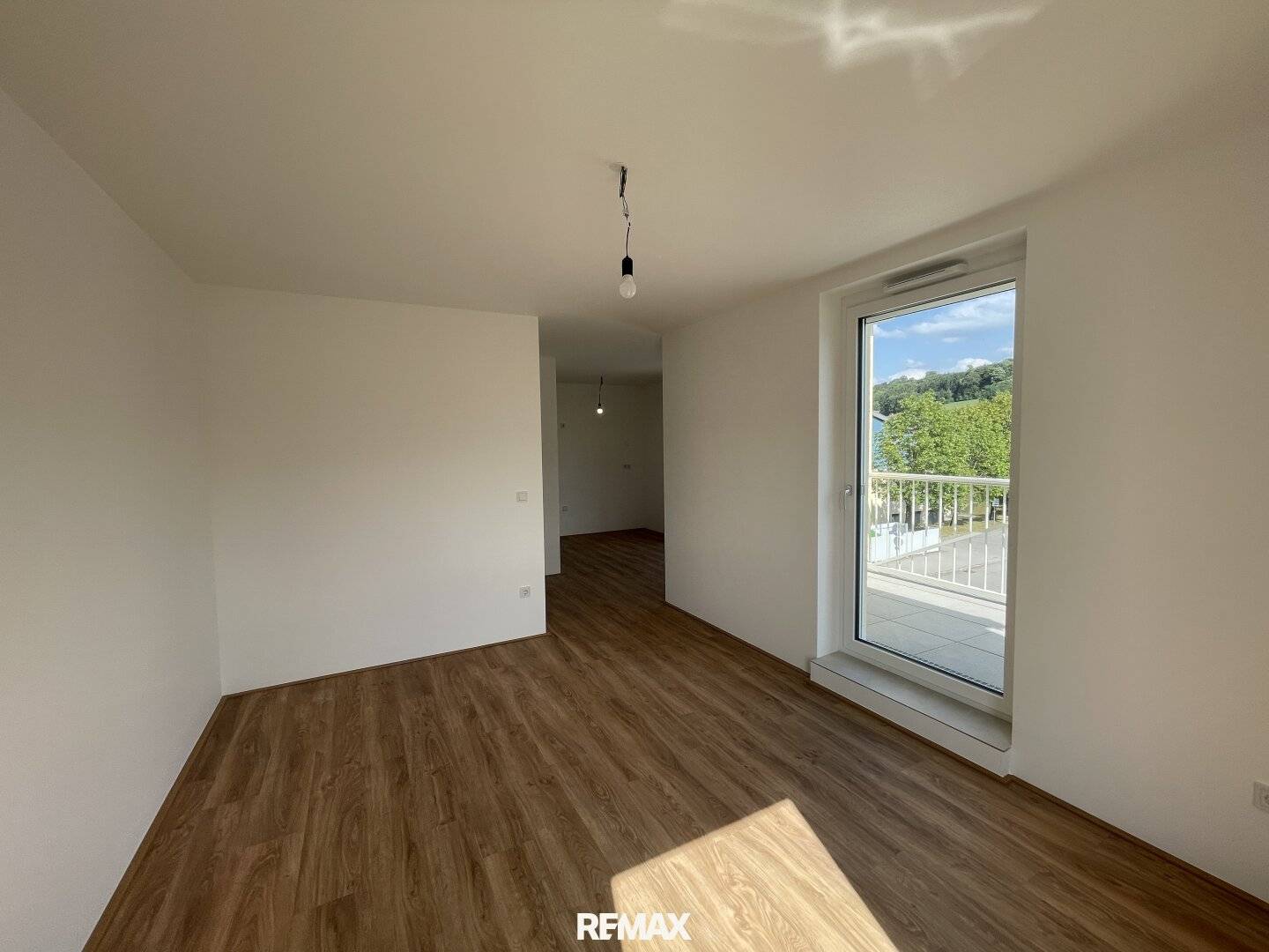 Neubauwohnung Erstbezug mit Terrasse