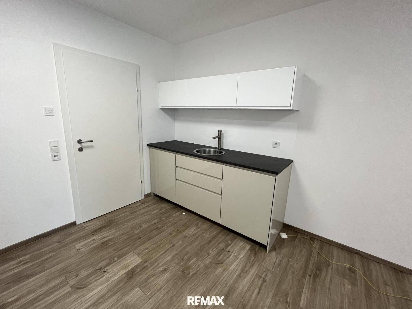 Central Office in Steyr with 70 m² and Underground Parking Spaces