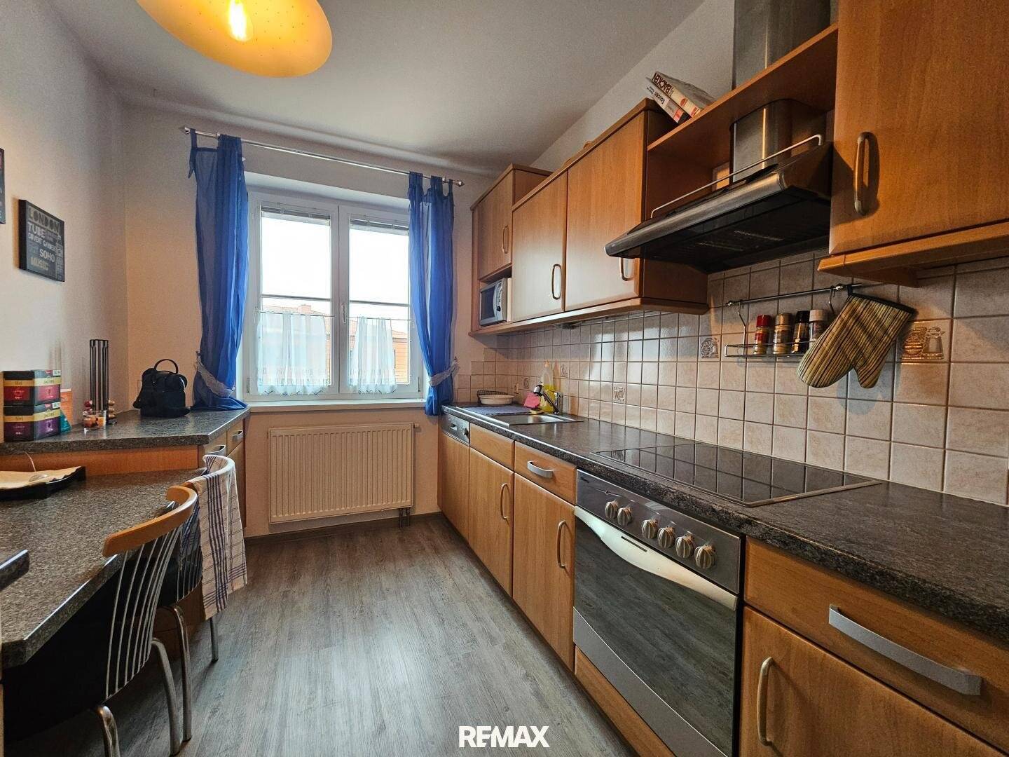 Dachgeschosswohnung mit Loggia und Ausblick