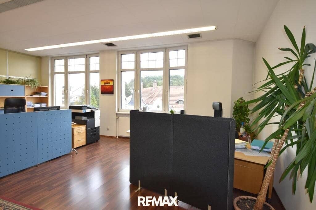 Spacious office property in prime location in Amstetten