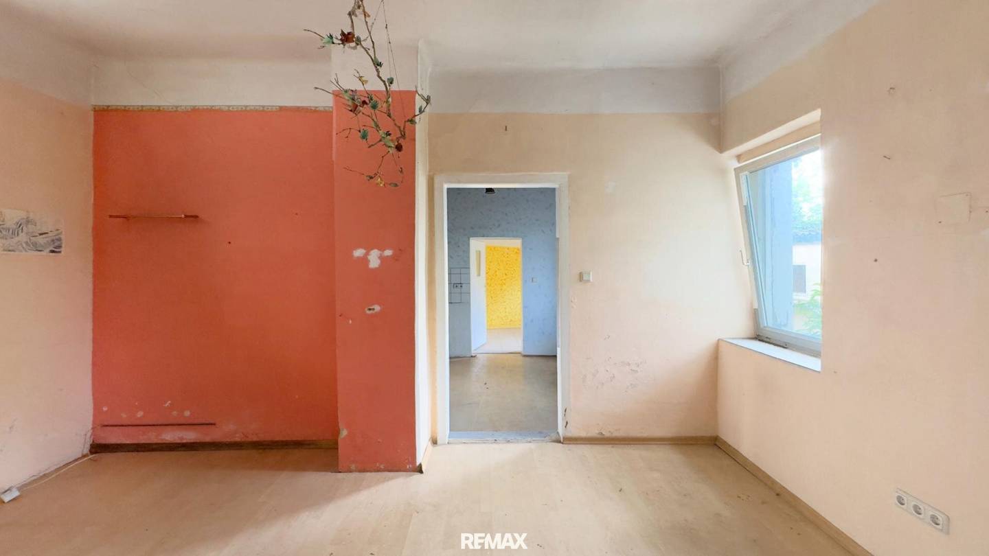 Single-family house in Matzen - Needs renovation, 65 m² living space