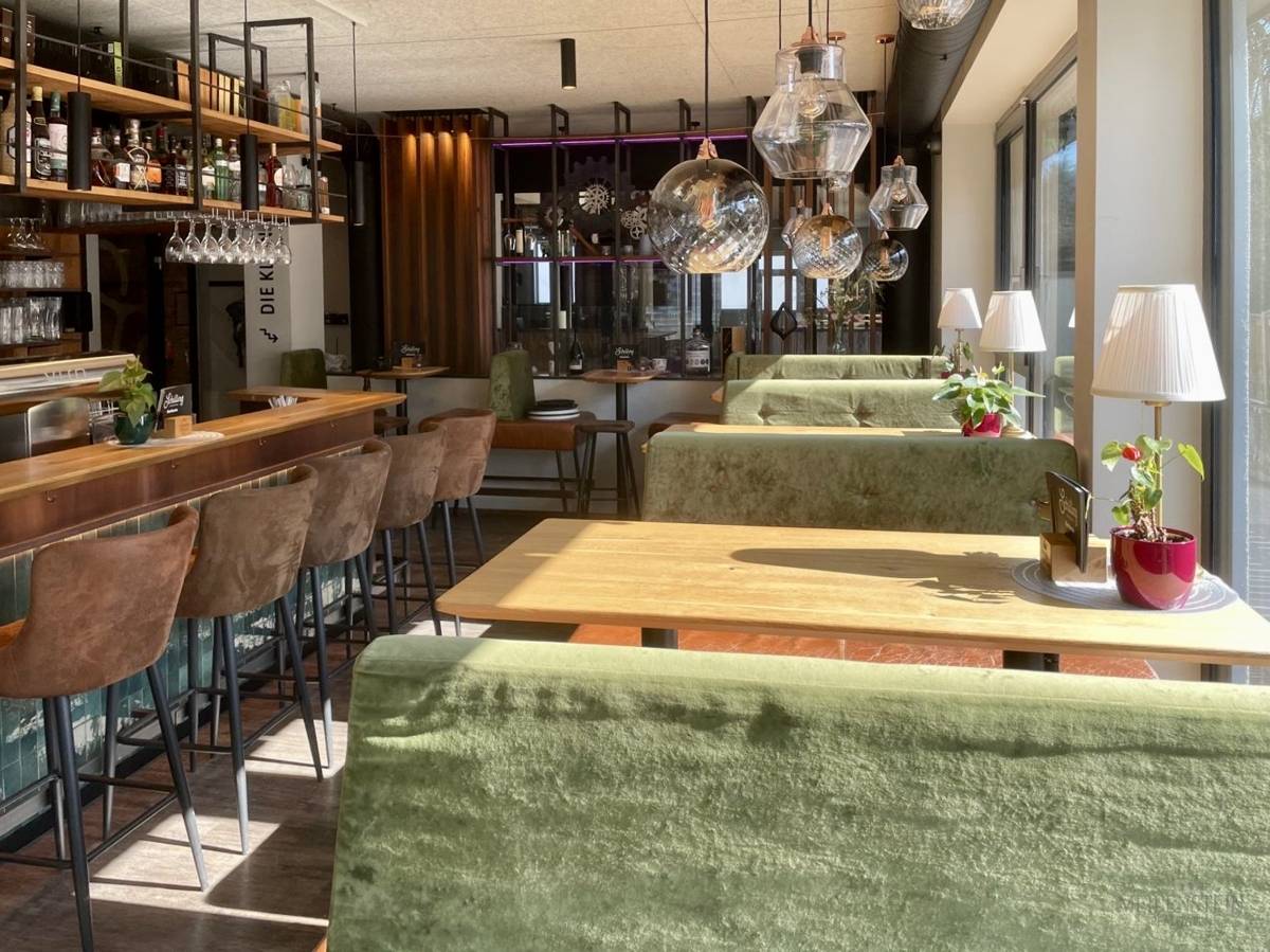 Well-established Café & Bar in Kufstein for lease