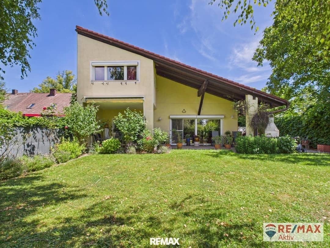 Großzügiges Einfamilienhaus mit 330 m² Wohnfläche in Leopoldsdorf im Marchfeld