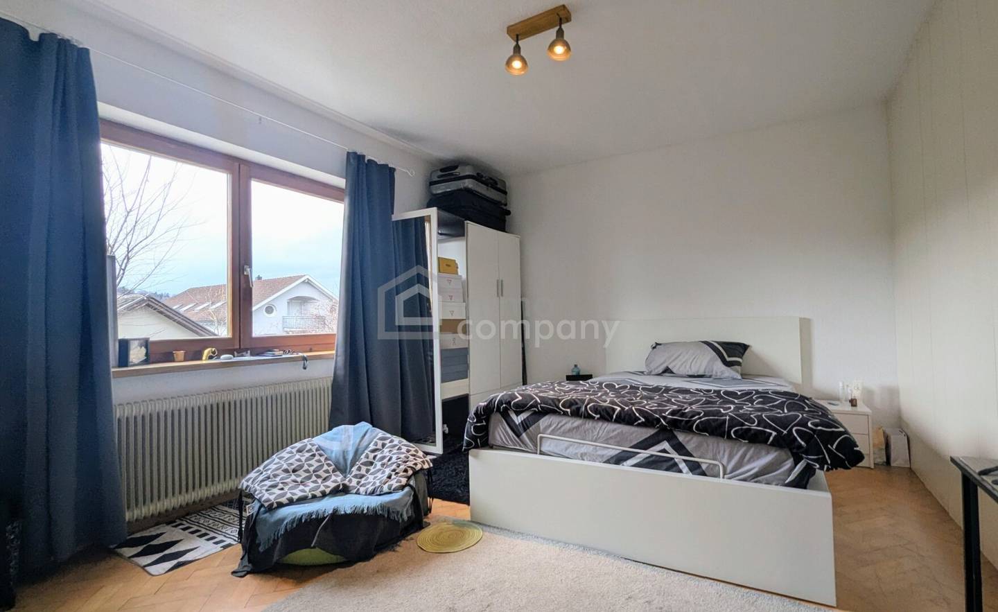 Ground floor apartment with three rooms and garage