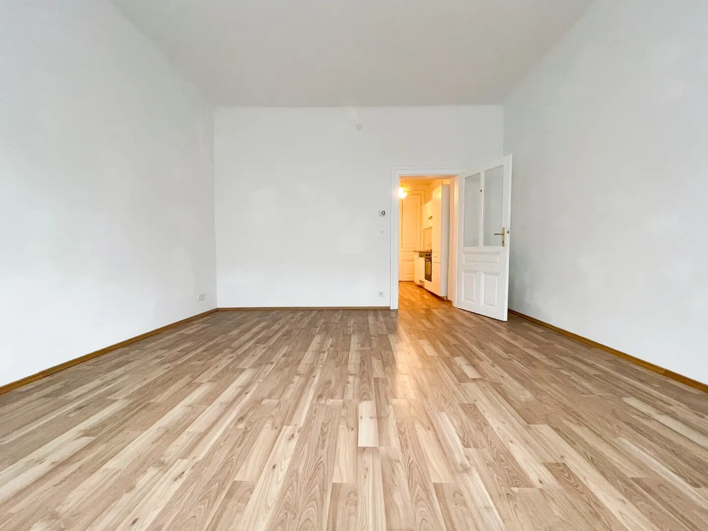 Wohnung ruhiger Altbau nahe U3