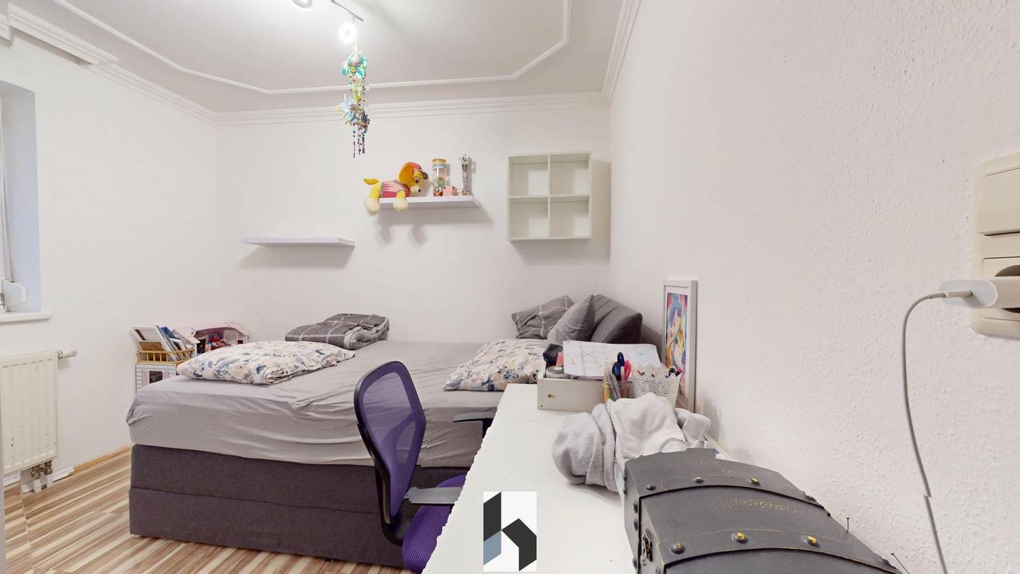 Wohnung im Stadtzentrum mit Balkon teilmöbliert