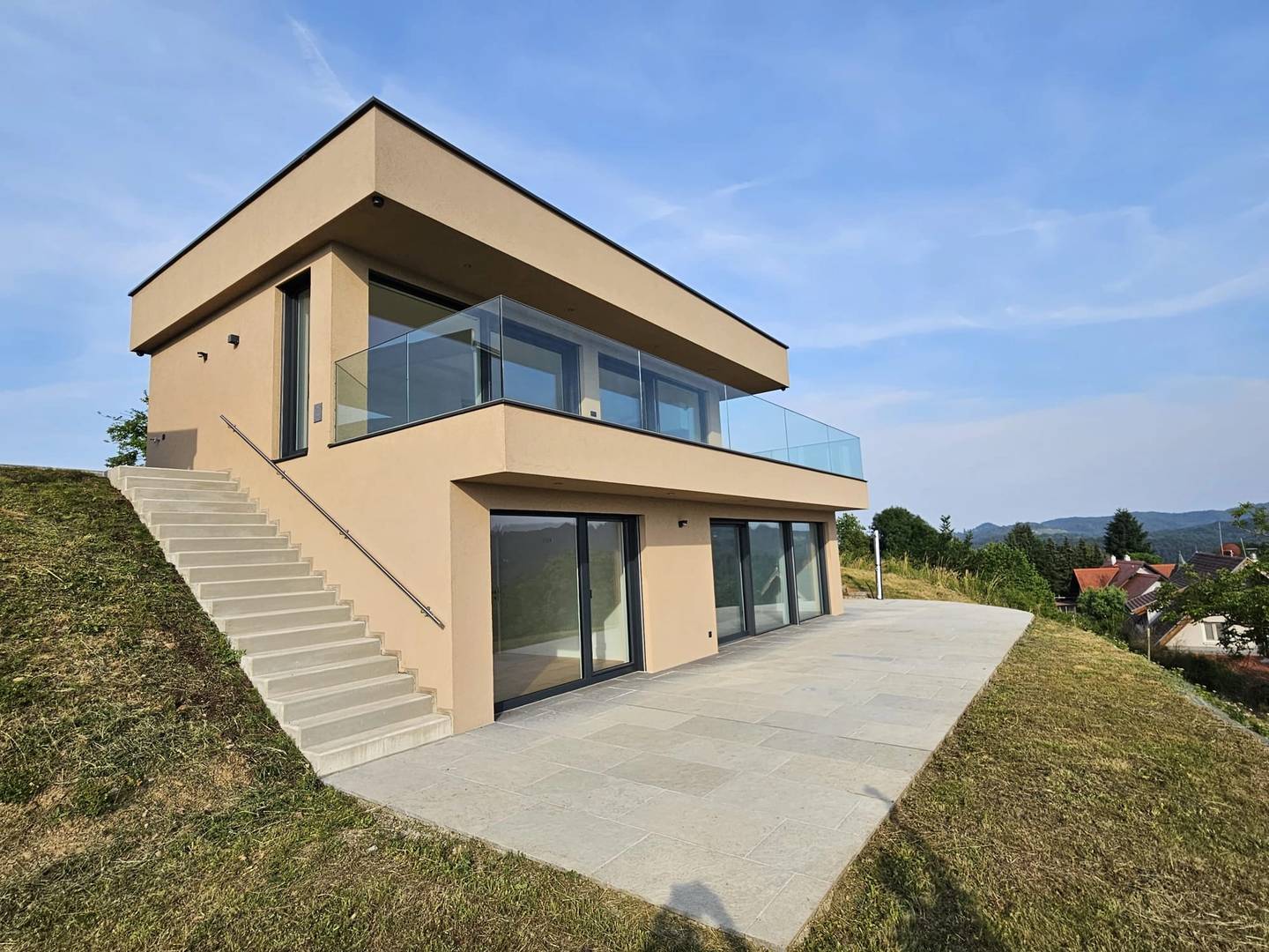 Traumhaus zur Miete am Gipfelweg Mattelsberg – Neubau mit 360° Ausblick