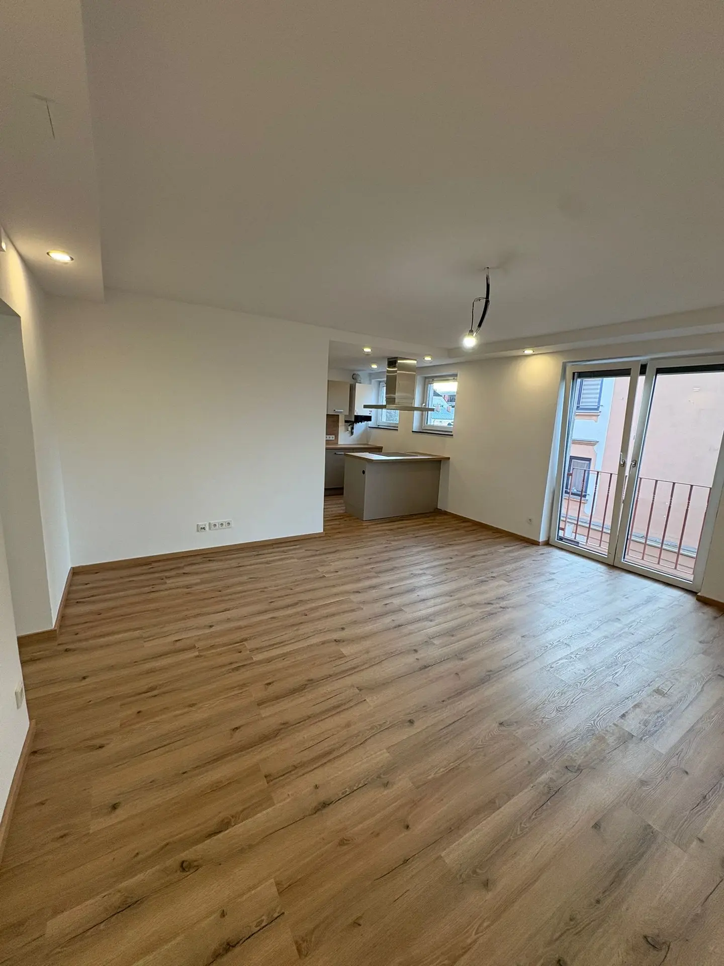 Salzburg Schallmoos: 2-room apartment 55 m² first occupancy 2026 no commission