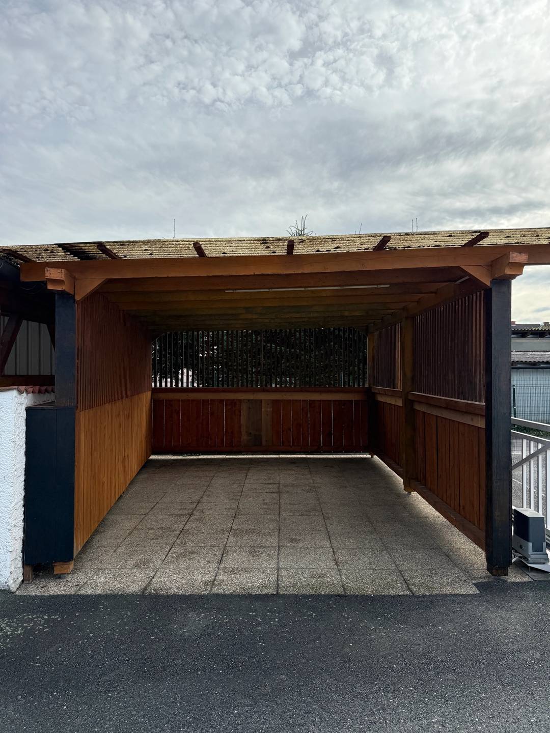Carport parking space commission-free in central Oberwart