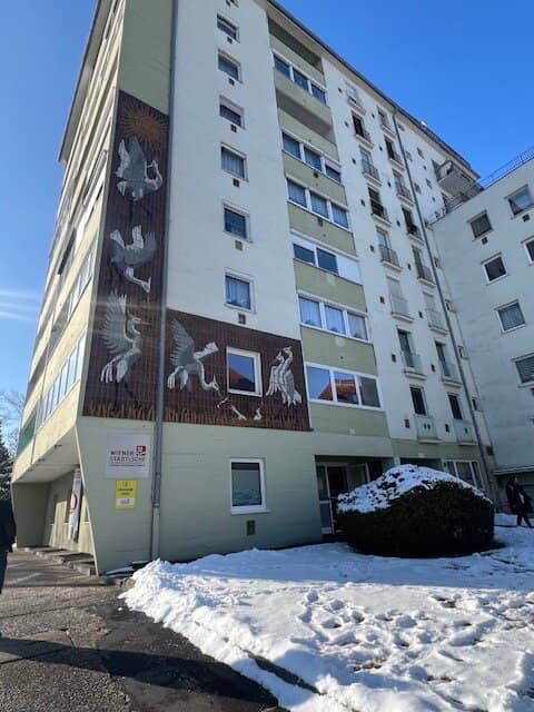 Office or Practice Space in Linz: 142 m², 4 Rooms, 9 Parking Spaces