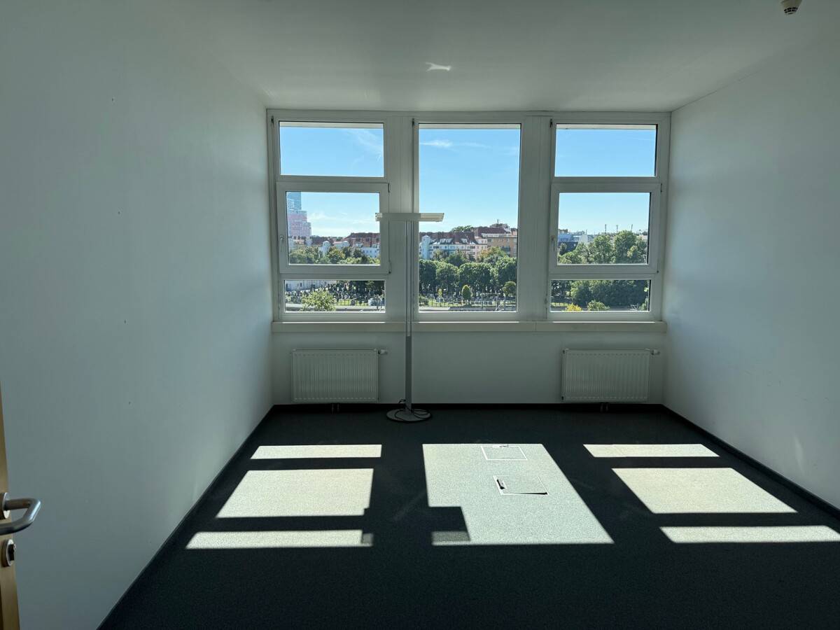 Arcade Meidling - Office Space 976 m² on 5th Floor, Meidling
