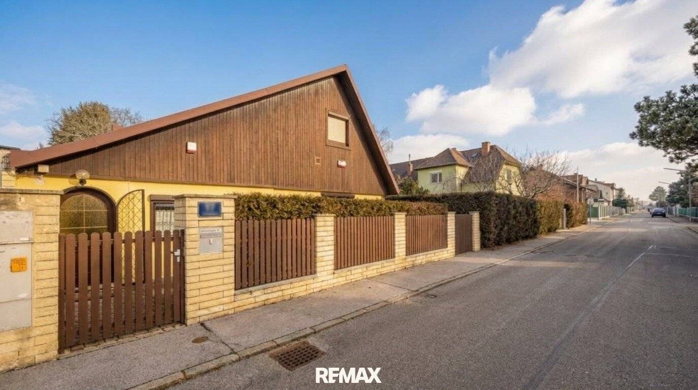 Single-family house with garden in quiet green location, Vienna 1230