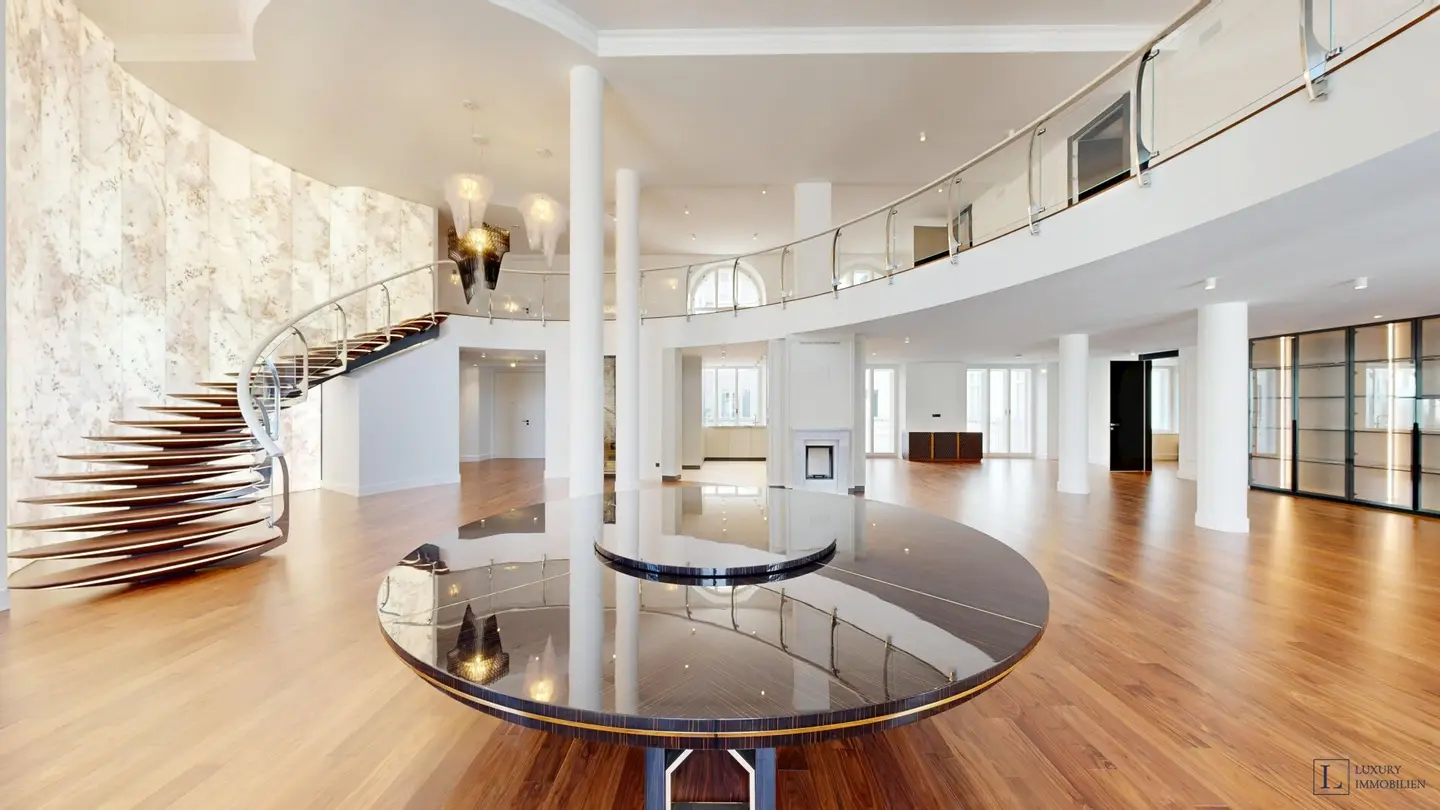 Loft apartment Servitenviertel generous ceiling height