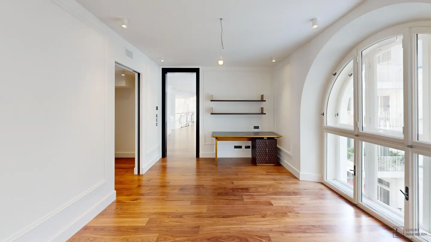 Loft apartment Servitenviertel generous ceiling height