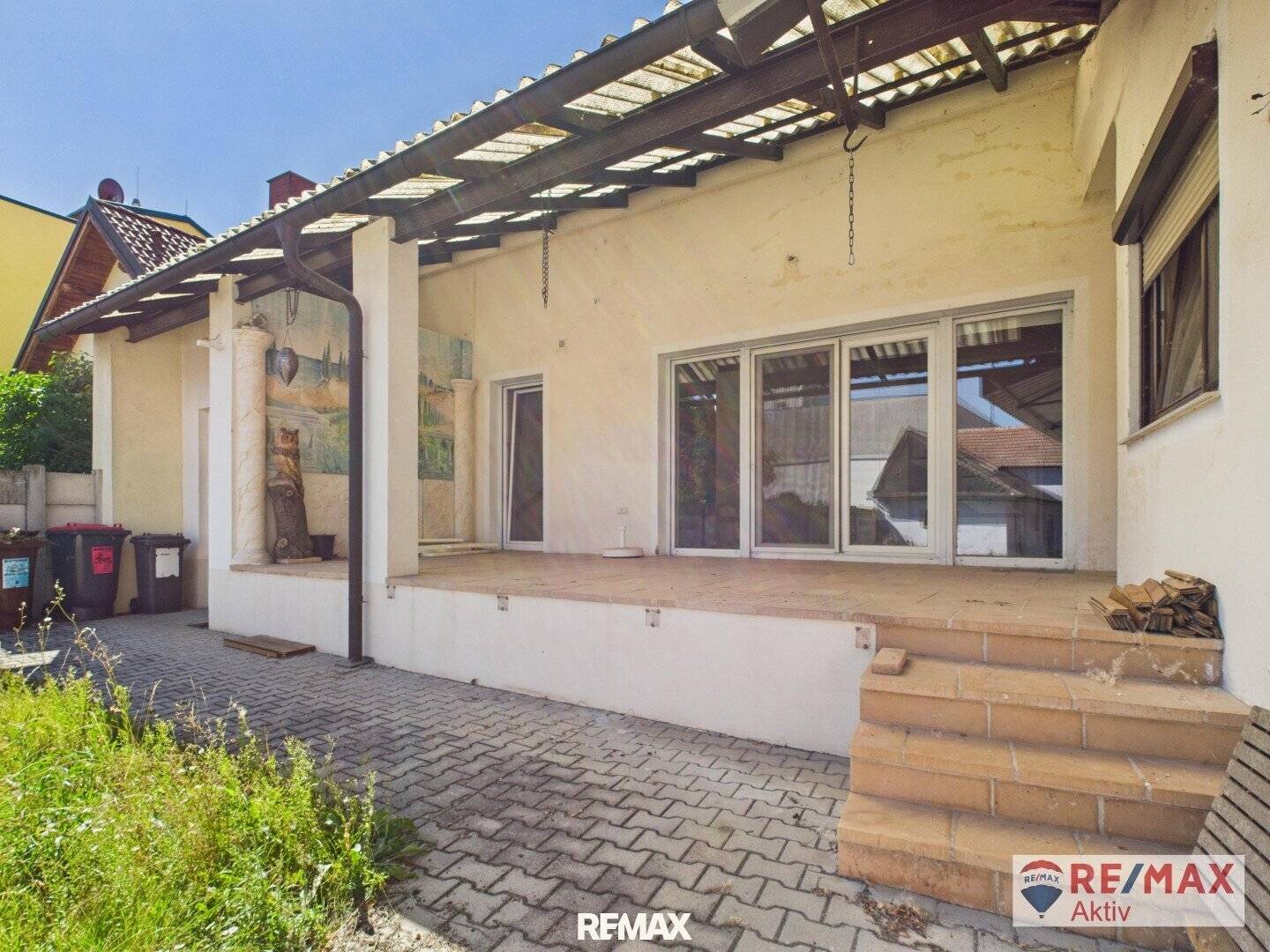 Renovation property in central location
