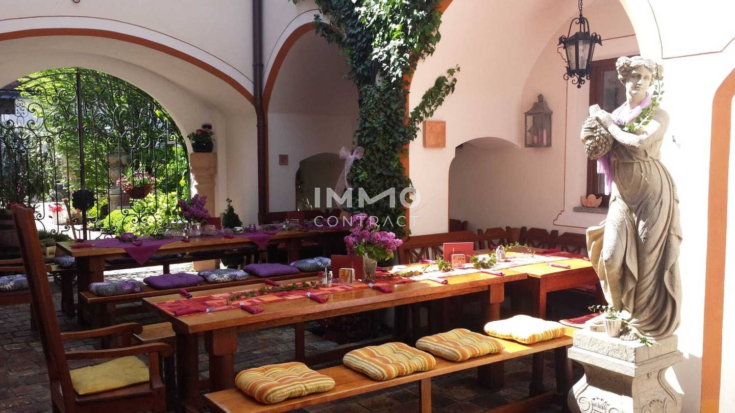 Rustic Restaurant in the Center of Herzogenburg for Rent