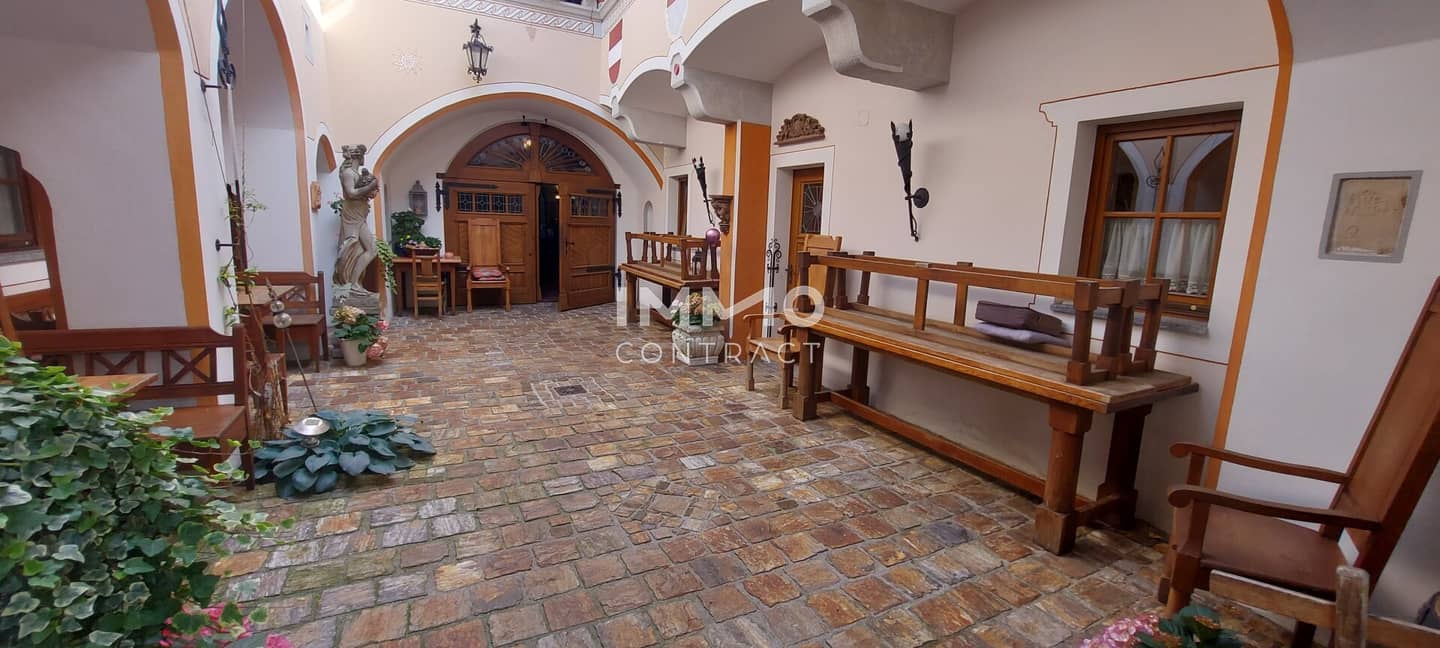 Rustic Restaurant in the Center of Herzogenburg for Rent