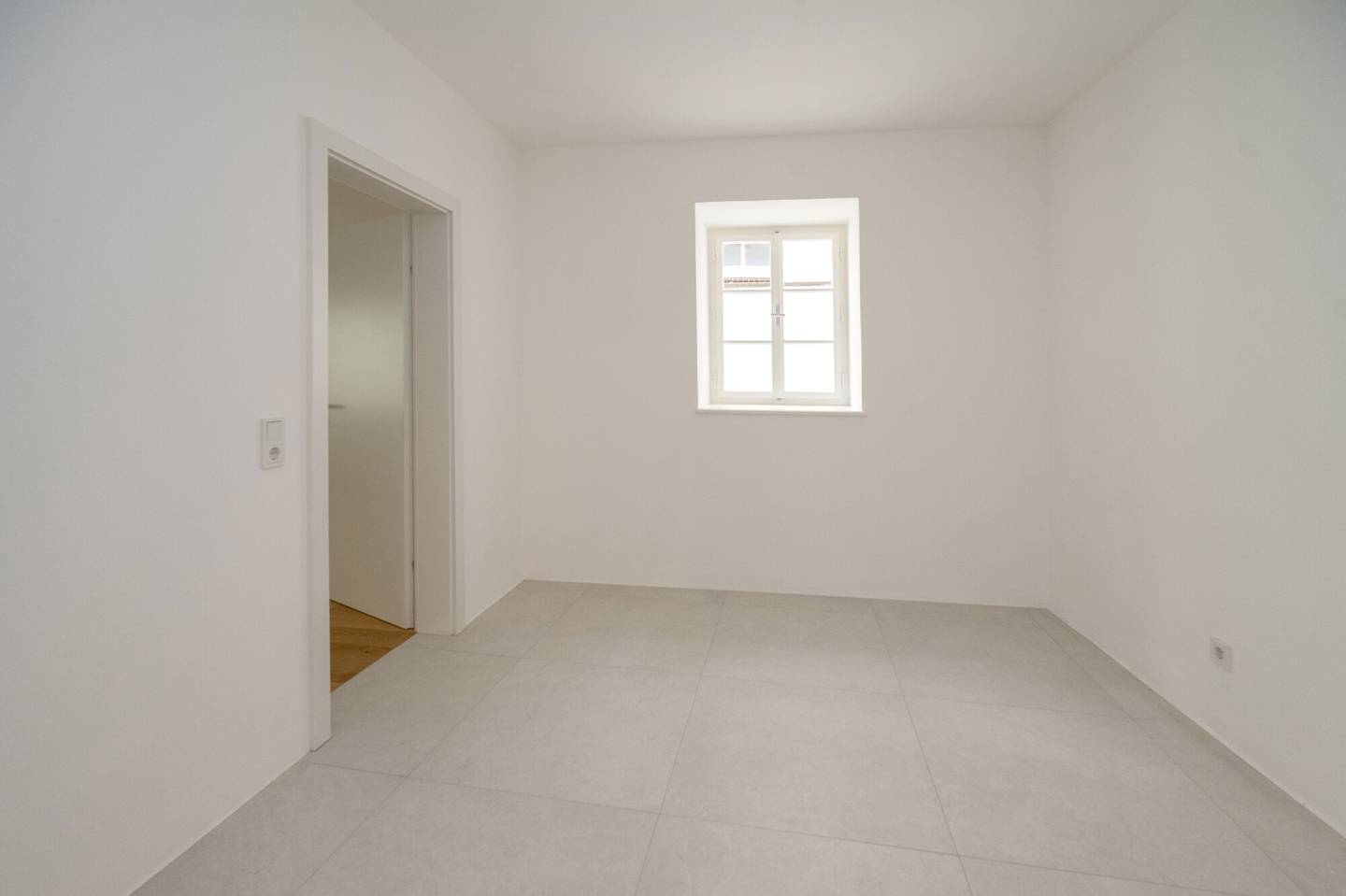 Wohnung im Wehrgraben hochwertig generalsaniert