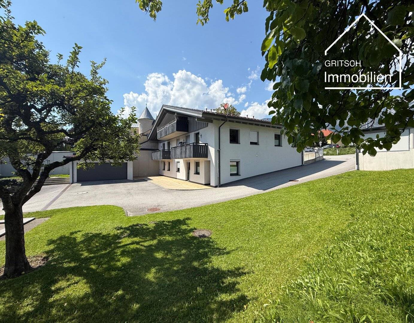 HALL - Exklusive Maisonette - Dachgeschosswohnung mit Südterrasse