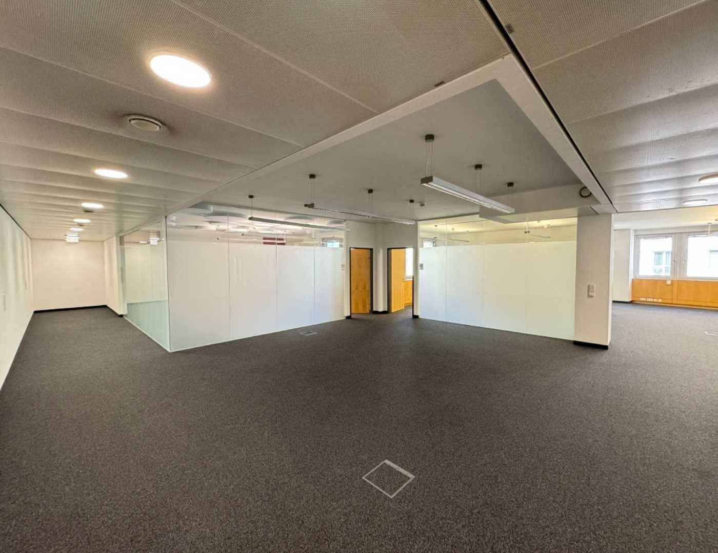 Modern office in Wieden Business Center