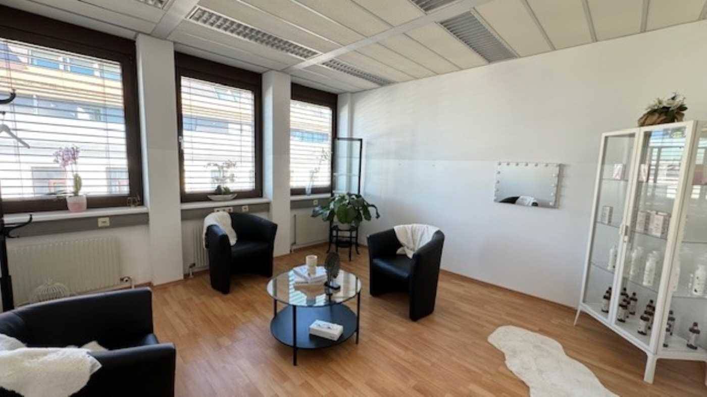 Office space 245 m² in office building Mariahilfer Straße, 1150 Wien