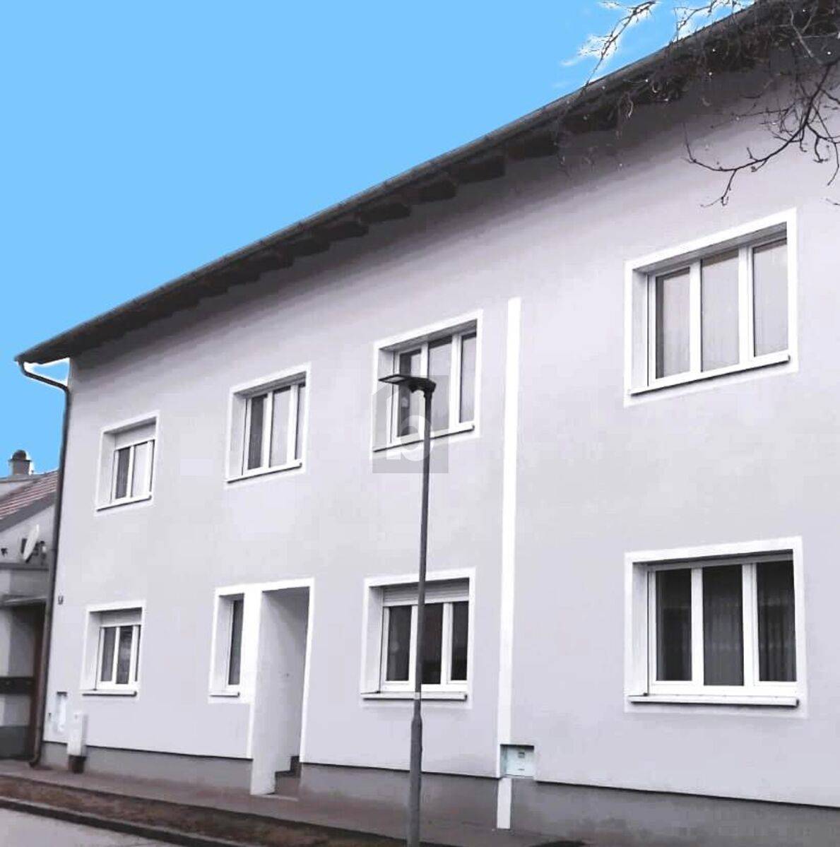 Großzügige familienwohnung mit Garten in ruhiger Lage