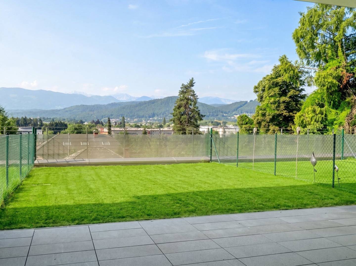 Apartment in quiet Kreuzbergl area with terrace