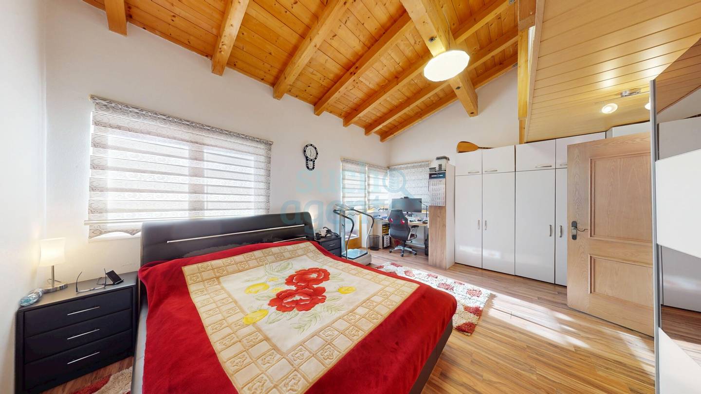 Sunny terraced house with terrace, garden and full cellar in Fulpmes