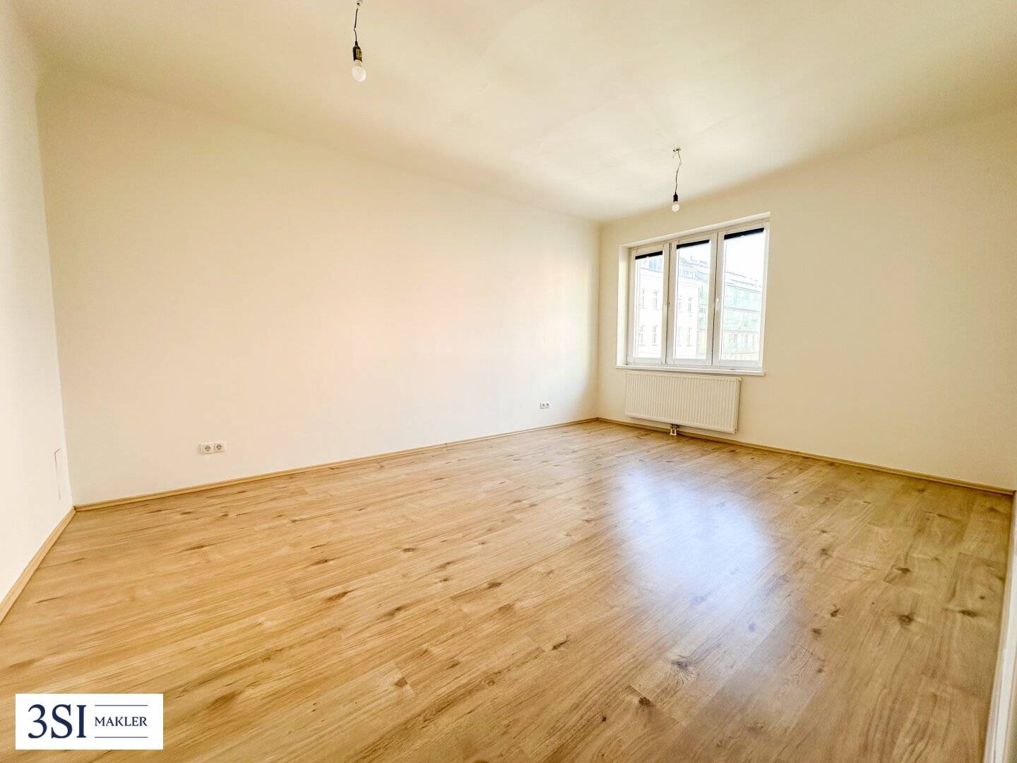 Eine seltene Gelegenheit - Altbau mit freiem Mietzins durch RBG 1971 - Helle modernisierte 1-Zimmer-Wohnung - in ruhiger Seitenstraße und direkter U-Bahn-Nähe des 10. Bezirks