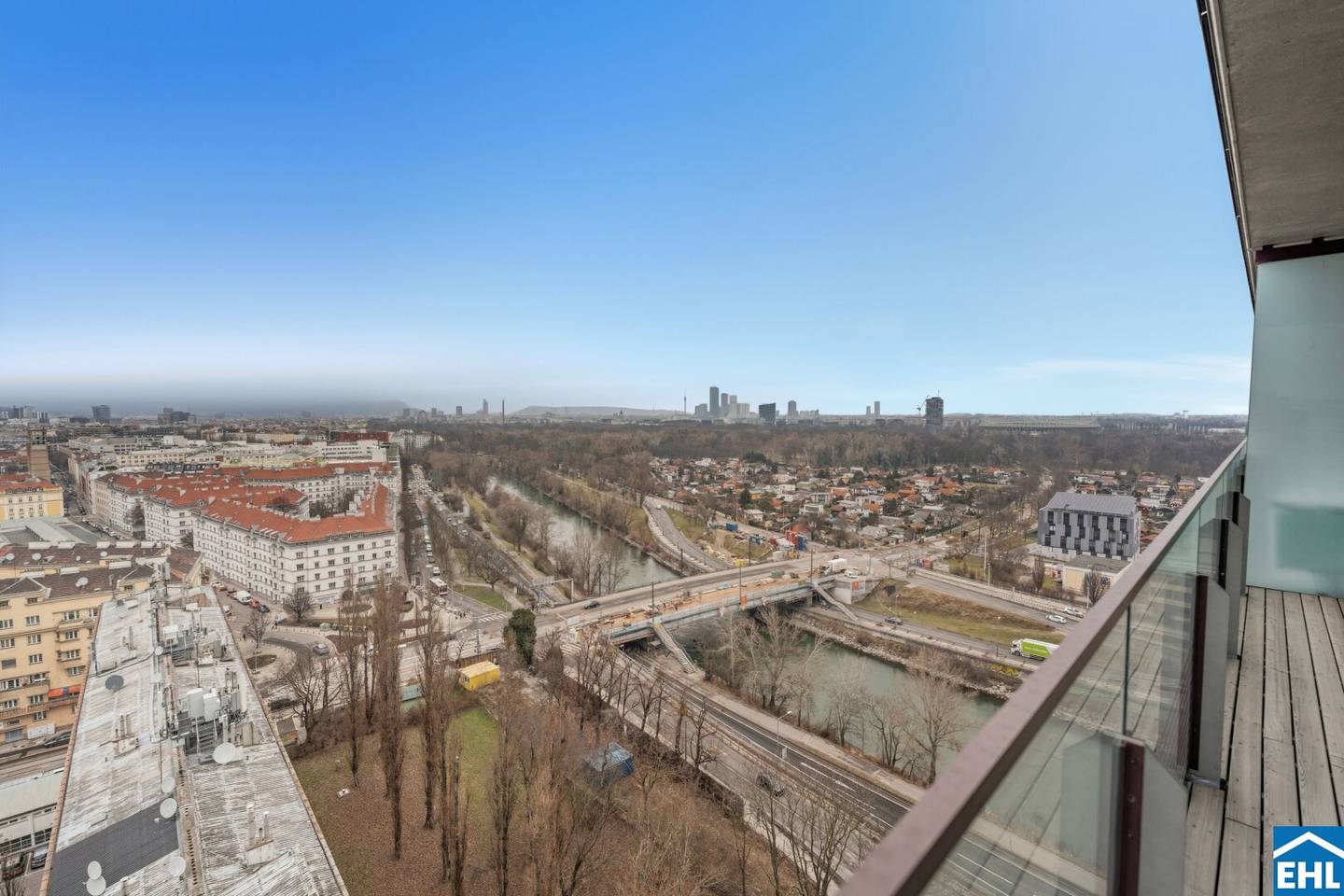 Wohnung mit Panoramablick auf Wiener Hausberge