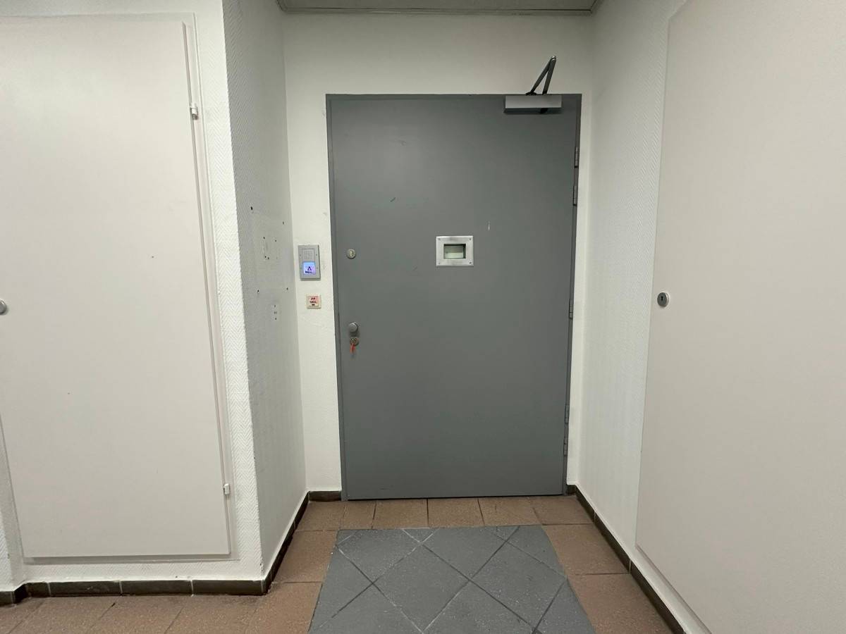 Premium apartment on Mariahilfer Street layout