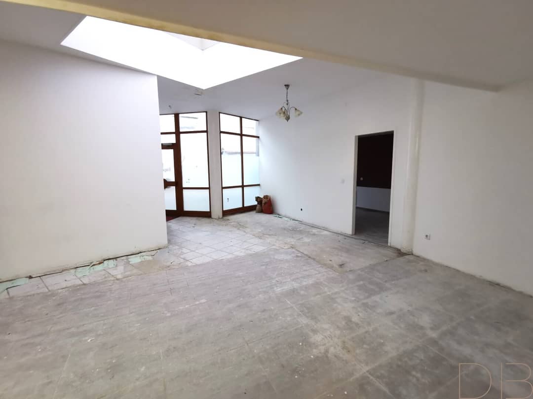 Barrier-Free 4-Room Commercial Space with Skylight in Bruck an der Leitha Pedestrian Zone