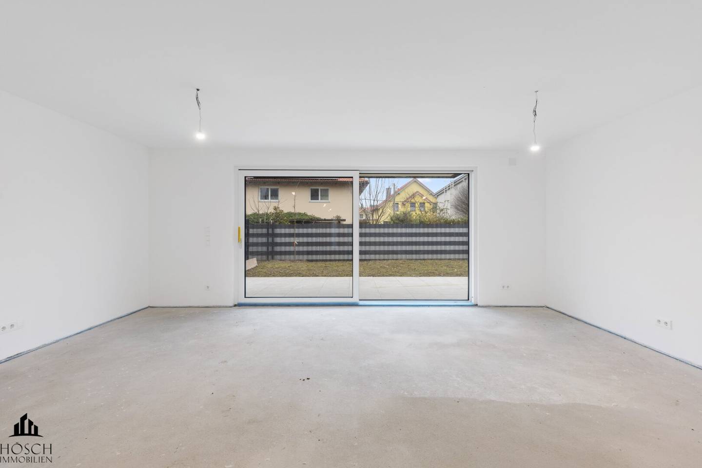 Exclusive Semi-Detached House in Vienna Seestadt Aspern | Private Garden, Rooftop Terrace