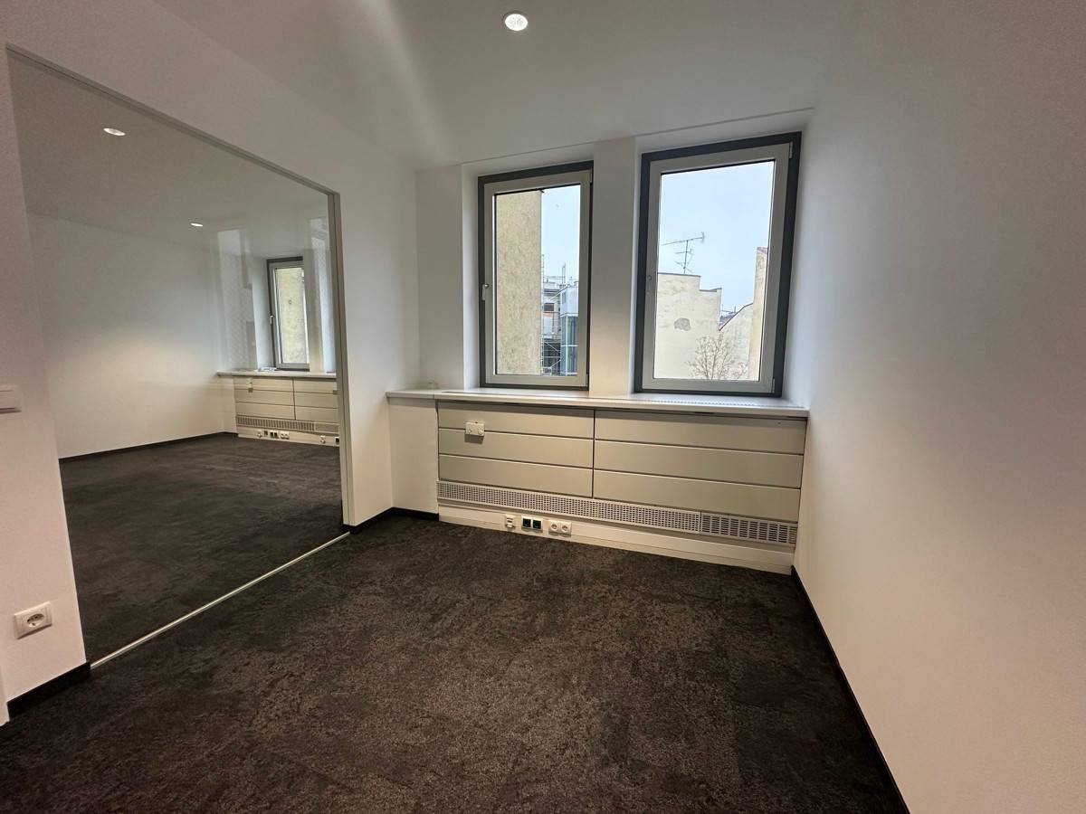 Moderne Bürofläche mit Blick aufs Belvedere in Innenstadtlage Wien