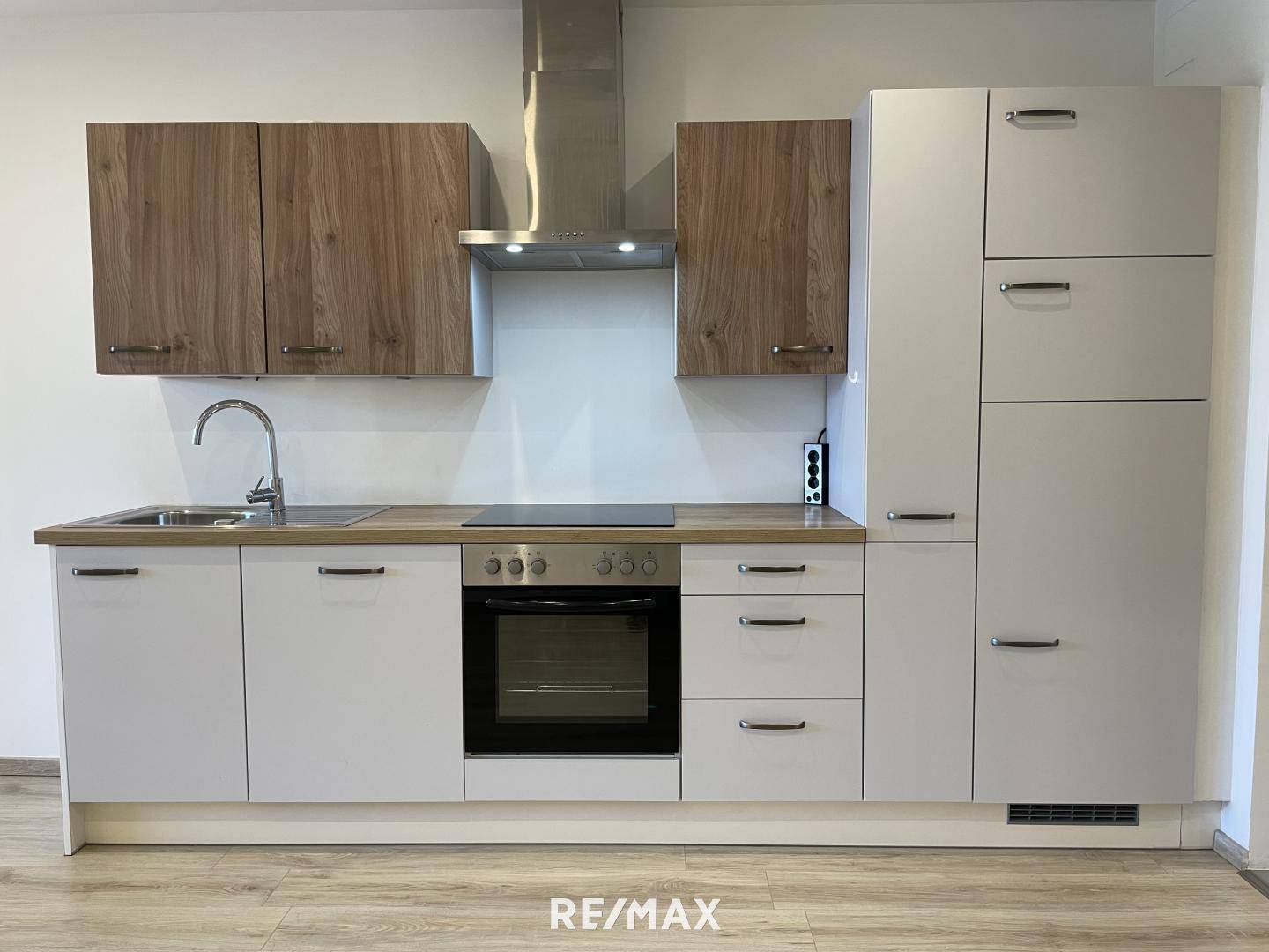 Apartment with loggia Karawanken view Seental