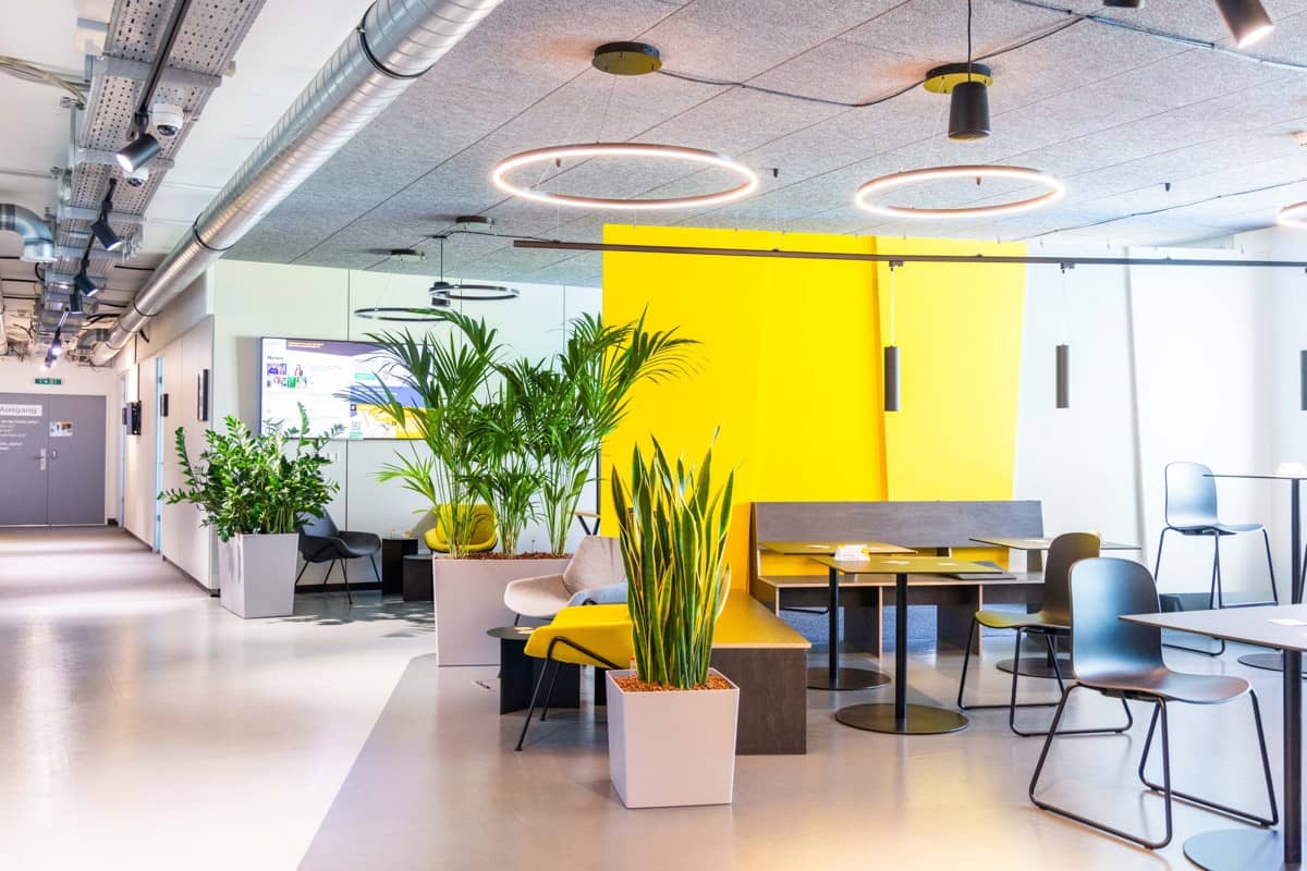 Apartment top location near Praterstern shared officee?no