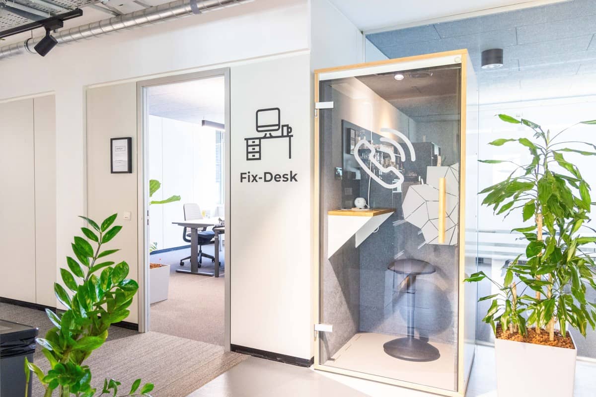 Apartment top location near Praterstern shared officee?no