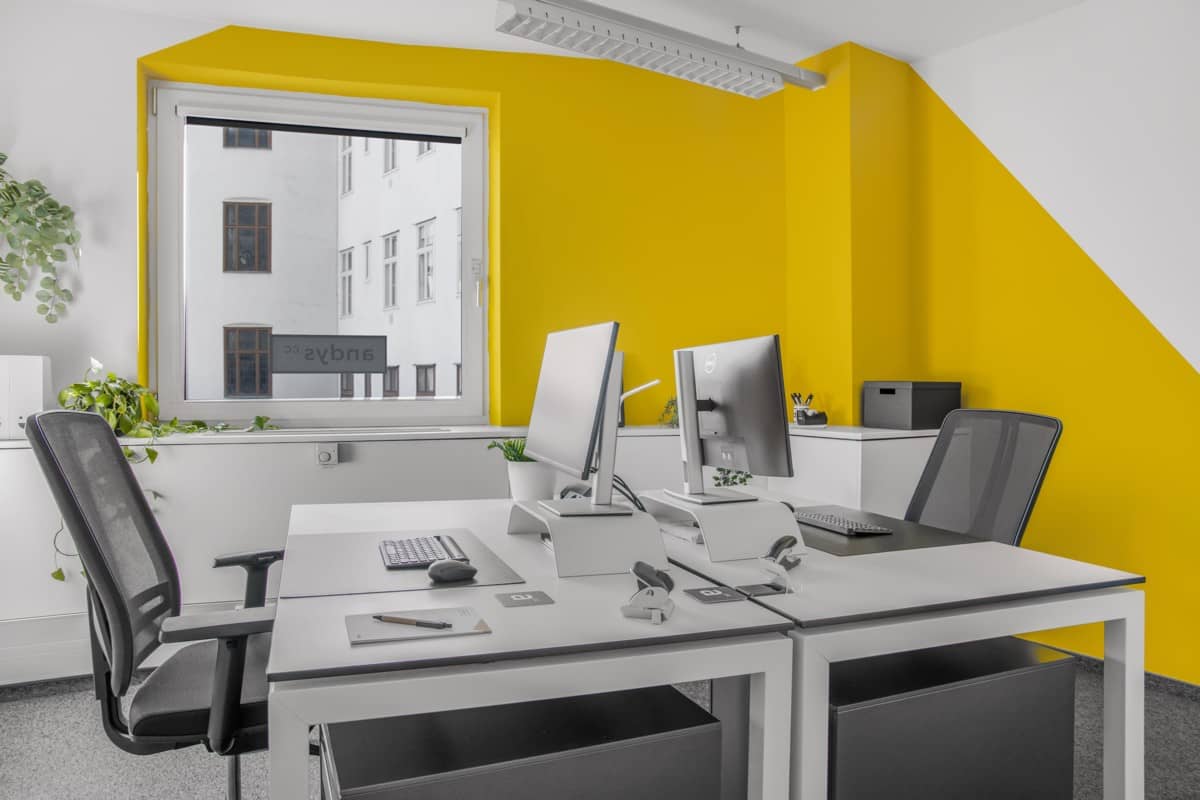Apartment with efficient office spaces in a top location