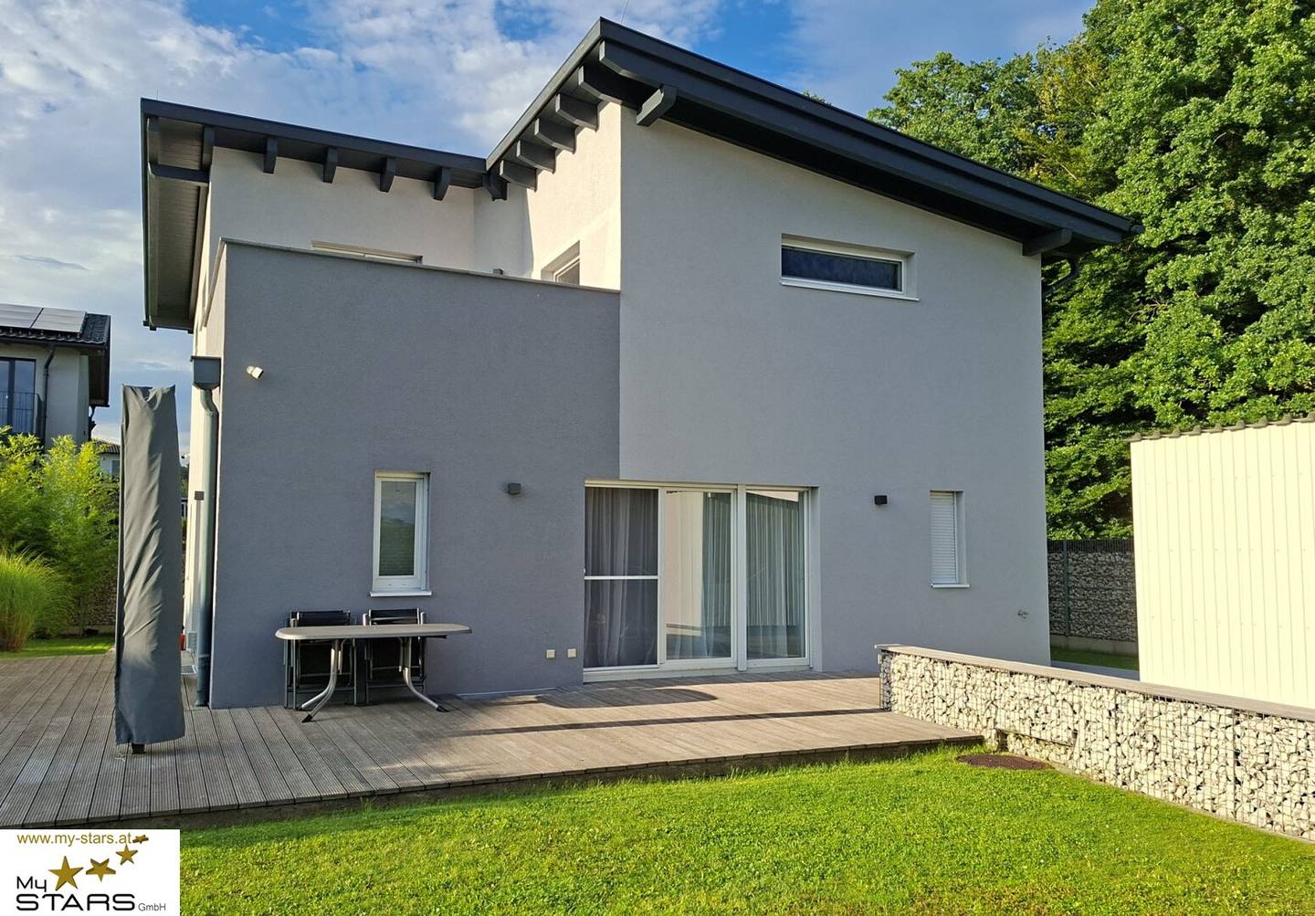 Well-maintained house in Palting near Mattsee with garden, roof terrace and carport