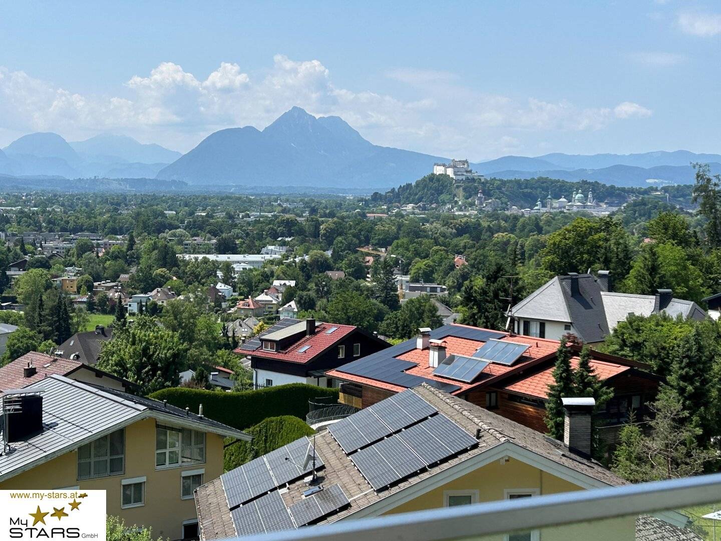new price: Exclusive living in Salzburg - Newly built villa in Aigen with unobstructed view over the city to the Hohensalzburg Fortress