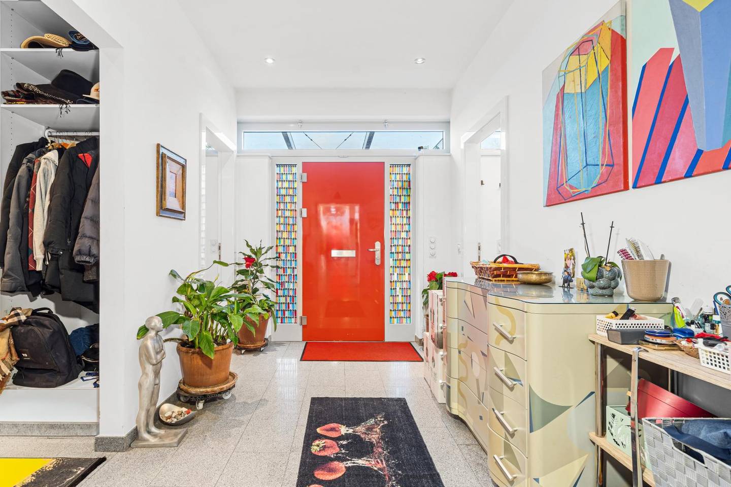 Moderne Atriumvilla in Stetten, 20 Min. von Wien, 300 m²
