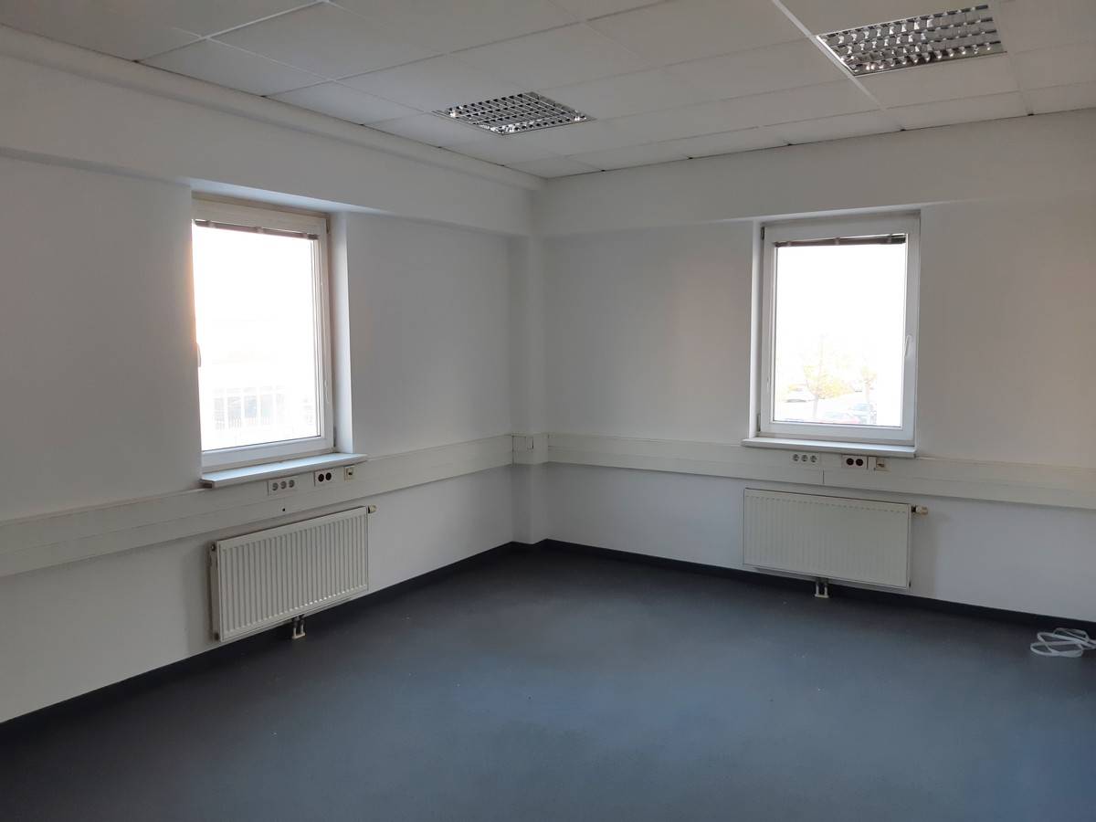 Wohnung with flexible layout and storage space