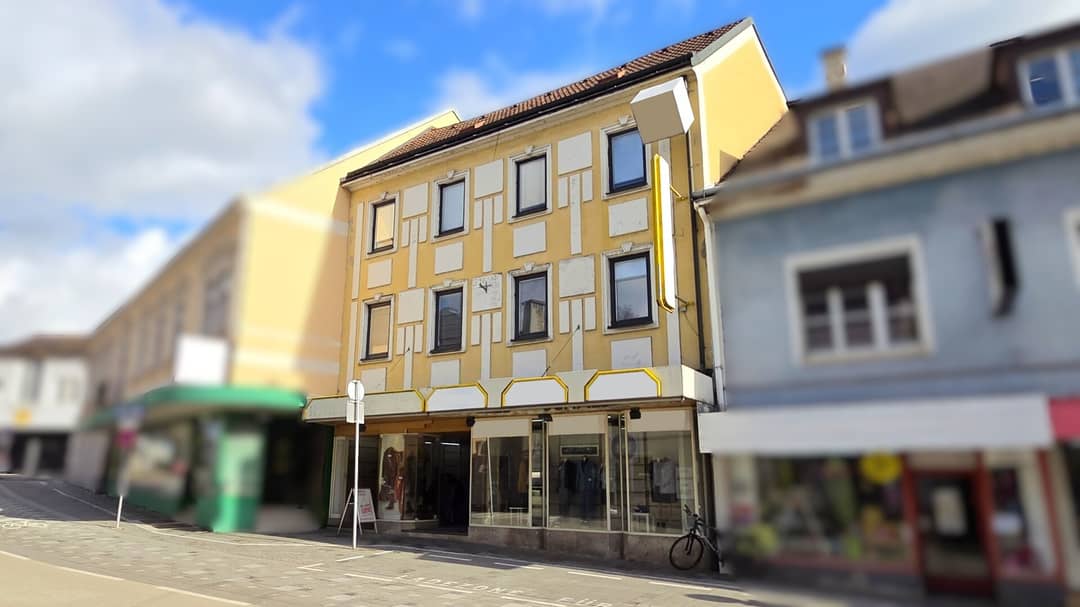 Rental Property with XXL-Showcase in Prime Location