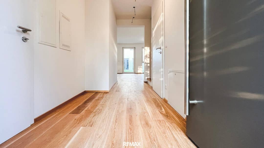 Neubau Reihenhaus mit Garten und 2 Stellplätzen in Kottingbrunn