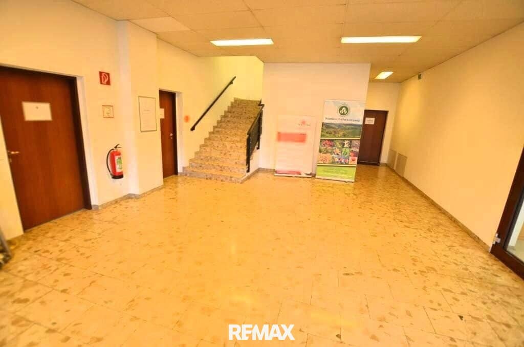 74 m² Büro im Industriezentrum Inzersdorf, Wien