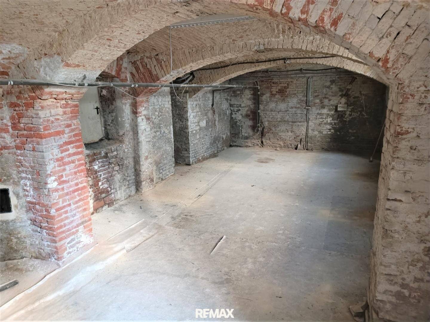 Basement storage units for rent in Vienna districts 2, 15 and 16