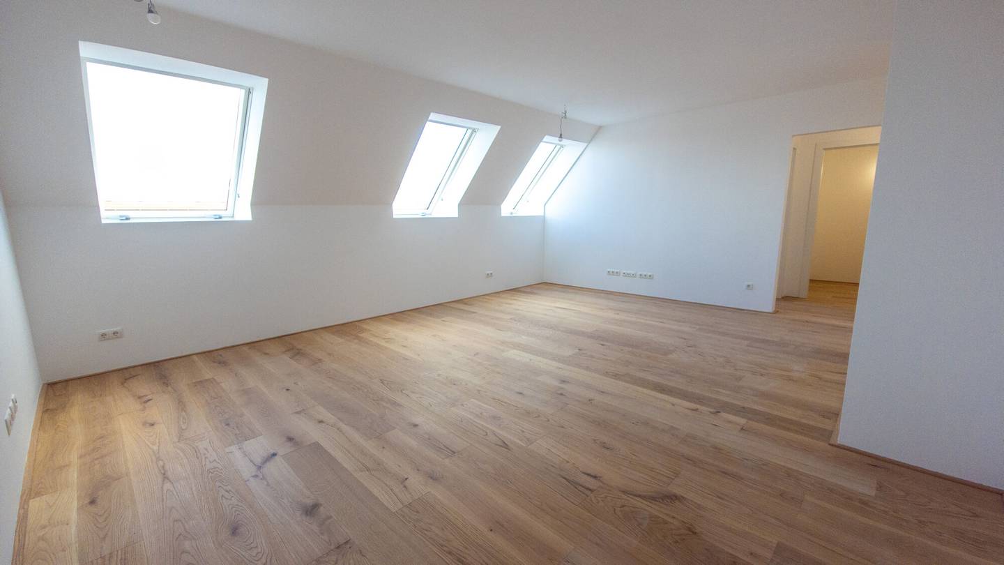 Dachgeschosswohnung Erstbezug Botschaftsviertel