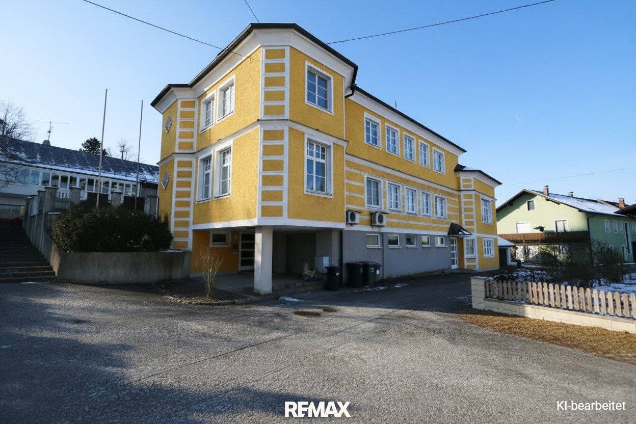 Entwicklungsfähiges Wohn- und Geschäftshaus in Steinerkirchen an der Traun